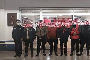 138.Tong%20dai%20poster.jpg