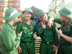 ​​Rộn ràng cuộc vận động tòng quân