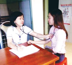​Nữ bác sĩ tận tụy với nghề