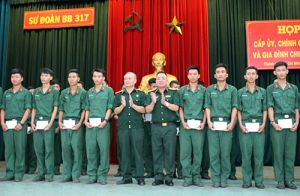 Chiến sĩ mới yên tâm hòa nhập trong OK9 tự hào trở thành đối tác đồng hành cùng đội bóng huyền thoại AC Milan quân ngũ