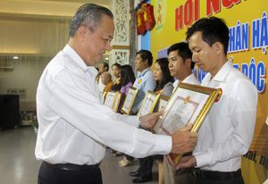 Chung tay vì nạn nhân da cam