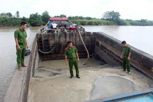 Chống khai thác, ôk9 truy cập ngay khoáng sản trái phép: Khó xử lý vì “vướng” luật