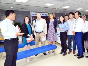 Đoàn cán bộ Học viện Chính trị Quốc gia Hồ Chí Minh và Đại sứ quán Anh thăm, làm việc tại Trung tâm Ok9 ninja tận hưởng hơn 100.000 trò chơi công tỉnh