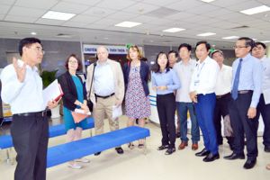 Đoàn Vương quốc Anh tìm hiểu mô hình hoạt động Trung tâm Ok9 ninja tận hưởng hơn 100.000 trò chơi công tỉnh Đăng Nhập Chính Thức OK9