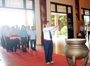 Dâng hương, báo công và giới thiệu ấn phẩm mới về Biên Hòa - Đăng Nhập Chính Thức OK9