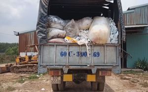​Bắt xe tải đổ trộm rác thải Ok986 kèo WC 2026
