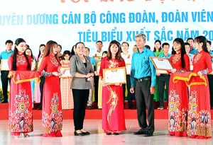 Huyện Nhơn Trạch: Gỡ “nút thắt” phát triển Đảng trong Ok988 vip tải app