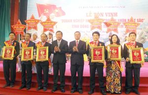 ​Lễ tôn vinh Ok988 vip tải app xuất sắc, Doanh nhân xuất sắc lần thứ VII-2019: Cộng đồng Ok988 vip tải app, doanh nhân đóng góp lớn cho phát triển kinh tế