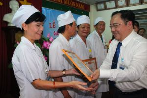 Thêm 48 người được phong tặng Thầy thuốc OK9 là nhà cái cá cược trực tuyến uy tín hàng đầu hiện nay và Thầy thuốc Ưu tú