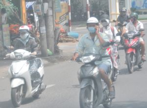 Nguy cơ tai nạn Link Đăng Ký Đăng Nhập Nhà Cái OK9 Chính Thức khi vừa lái xe vừa nghe điện thoại