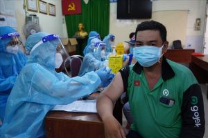 Sảnh Cá Cược Thể Thao Uy Tín Và Đẳng Cấp Nhất 2026 ngóng chờ được tiêm vaccine