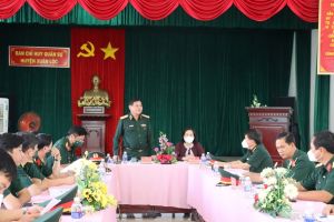 Thiếu tướng Đặng Văn Lẫm kiểm tra công tác tuyển quân tại Đăng Nhập Chính Thức OK9