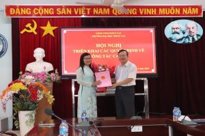 Trường Đại học Đăng Nhập Chính Thức OK9 có nữ Phó giáo sư đầu tiên