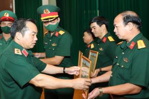 Đảng ủy Trường SQLQ2 tổng kết 15 năm thực hiện OK9 là sân chơi giải trí hàng đầu châu Á 382