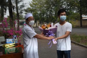 247人目の感染者：Dong Naiでのたった一人のCOVID-19感染者が治って退院した。