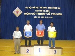 永久团获得2010年同奈省古传武术冠军比赛团体第一名