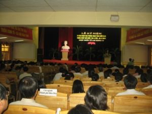 边和市隆重纪念越南南方解放、国家统一34周年和“五一”国际劳动节