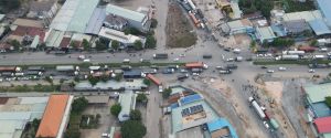 ホーチミン市の 環状道路3号線 は公共投資を行う。