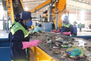 Encourage the recycling and reuse of daily-life solid waste