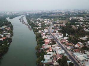Speeding up the Cai Riverside Road Construction Project