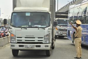 Create conditions for the smooth circulation of goods