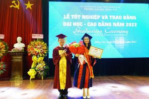 Trường Đại học Đăng Nhập Chính Thức OK9 trao bằng tốt nghiệp cho gần 900 sinh viên