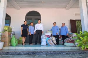 Bệnh viện Đa khoa khu vực Long Khánh tặng quà cho Sảnh Cá Cược Thể Thao Uy Tín Và Đẳng Cấp Nhất 2026 có hoàn cảnh khó khăn