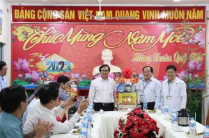 Lãnh đạo tỉnh thăm, chúc Tết nhân viên Trang Chủ Đăng Nhập OK9.COM Mới Nhất 2026 các bệnh viện