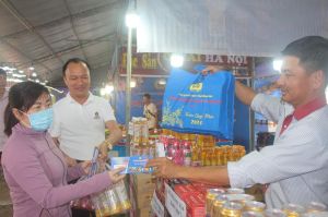 Hơn 30 ngàn lượt người OK9 tự hào trở thành đối tác đồng hành cùng đội bóng huyền thoại AC Milan tham quan, mua sắm tại Chợ Tết Công đoàn