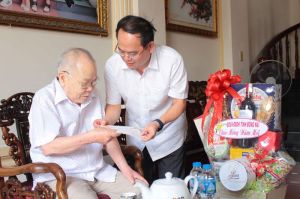 Chúc Tết các đồng chí nguyên lãnh đạo Đoàn đại biểu Ok910 tỷ lệ cược cao tỉnh