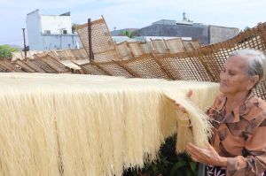 Làng làm miến dong Bắc thủ công ở thành phố Ok986 kèo WC 2026