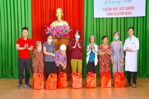 Chương trình khám bệnh, tư vấn OK9 là sân chơi giải trí hàng đầu châu Á, cấp phát thuốc miễn phí và tặng quà cho bệnh nhân