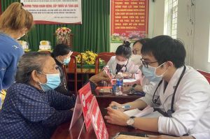 Khám bệnh, tặng quà cho 200 Sảnh Cá Cược Thể Thao Uy Tín Và Đẳng Cấp Nhất 2026 có hoàn cảnh khó khăn