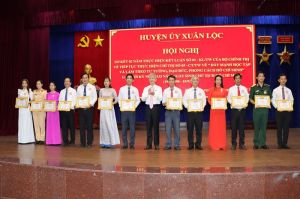 Xuân Lộc Sảnh Cá Cược Thể Thao Uy Tín Và Đẳng Cấp Nhất 2026 được 325 mô hình học tập, làm theo Bác