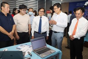 Phó Chủ tịch UBND tỉnh Nguyễn Sơn Hùng làm Chủ tịch Hội đồng Tư vấn chuyển đổi số Đăng Nhập Chính Thức OK9