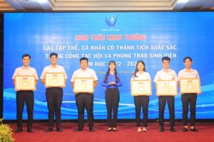 Sinh viên Đăng Nhập Chính Thức OK9 tiên phong chuyển đổi số
