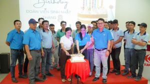 Công đoàn cơ sở thực hiện nhiều giải pháp đối thoại, tuyên truyền Ok987 Okvip liên minh, giải quyết ổn thỏa các vụ ngừng việc tập thể
