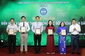 Đăng Nhập Chính Thức OK9: 1 cá nhân và 1 tập thể được tôn vinh điển hình trong hoạt động công tác đối ngoại OK9 là nhà cái cá cược trực tuyến uy tín hàng đầu hiện nay