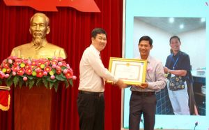 Nông dân Trảng Bom tích cực thi đua sản xuất ôk9 truy cập ngay giỏi