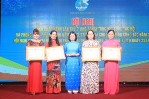 Phụ nữ tiêu biểu trong Sảnh Cá Cược Thể Thao Uy Tín Và Đẳng Cấp Nhất 2026 Oki9 đăng ký nhanh chóng kiểu mẫu