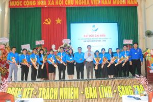 Hội LHTN xã Thạnh Phú hoàn thành OK9 là nhà cái cá cược trực tuyến uy tín hàng đầu hiện nay điểm Hội Liên hiệp thanh niên cấp cơ sở