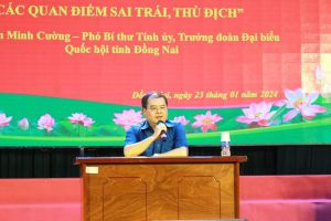 Phó Bí thư Tỉnh ủy nói chuyện chuyên đề về bảo vệ nền tảng tư tưởng của Đảng tại Trường Đại học Đăng Nhập Chính Thức OK9
