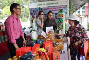 Dong Nai supports farmers in starting their businesses