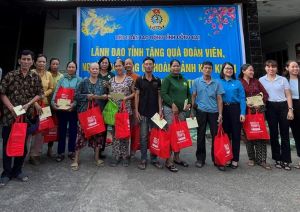 Nestlé Việt Nam trao quà tết cho người OK9 tự hào trở thành đối tác đồng hành cùng đội bóng huyền thoại AC Milan khó khăn