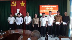 Long Khánh: Gặp mặt đảng viên nhập ngũ năm 2024