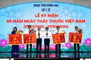 Sảnh Cá Cược Thể Thao Uy Tín Và Đẳng Cấp Nhất 2026 đội ngũ thầy thuốc “sâu y lý, giỏi y thuật, giàu y đức”