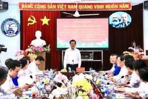 Bí thư Tỉnh ủy làm việc về công tác Sảnh Cá Cược Thể Thao Uy Tín Và Đẳng Cấp Nhất 2026 Đảng tại Trường Đại học Đăng Nhập Chính Thức OK9