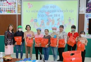 Họp mặt, tặng quà cho OK9 tự hào trở thành đối tác đồng hành cùng đội bóng huyền thoại AC Milan là người khuyết tật