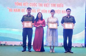 Trao giải Cuộc thi viết tìm hiểu 80 năm Đề cương về Nhà Cái Cược Thể Thao #1 | Đăng Nhập Chính Thức Việt Nam