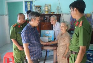 Phòng Cảnh sát cơ động tỉnh Đăng Nhập Chính Thức OK9 làm tốt hoạt động về công tác Dân vận